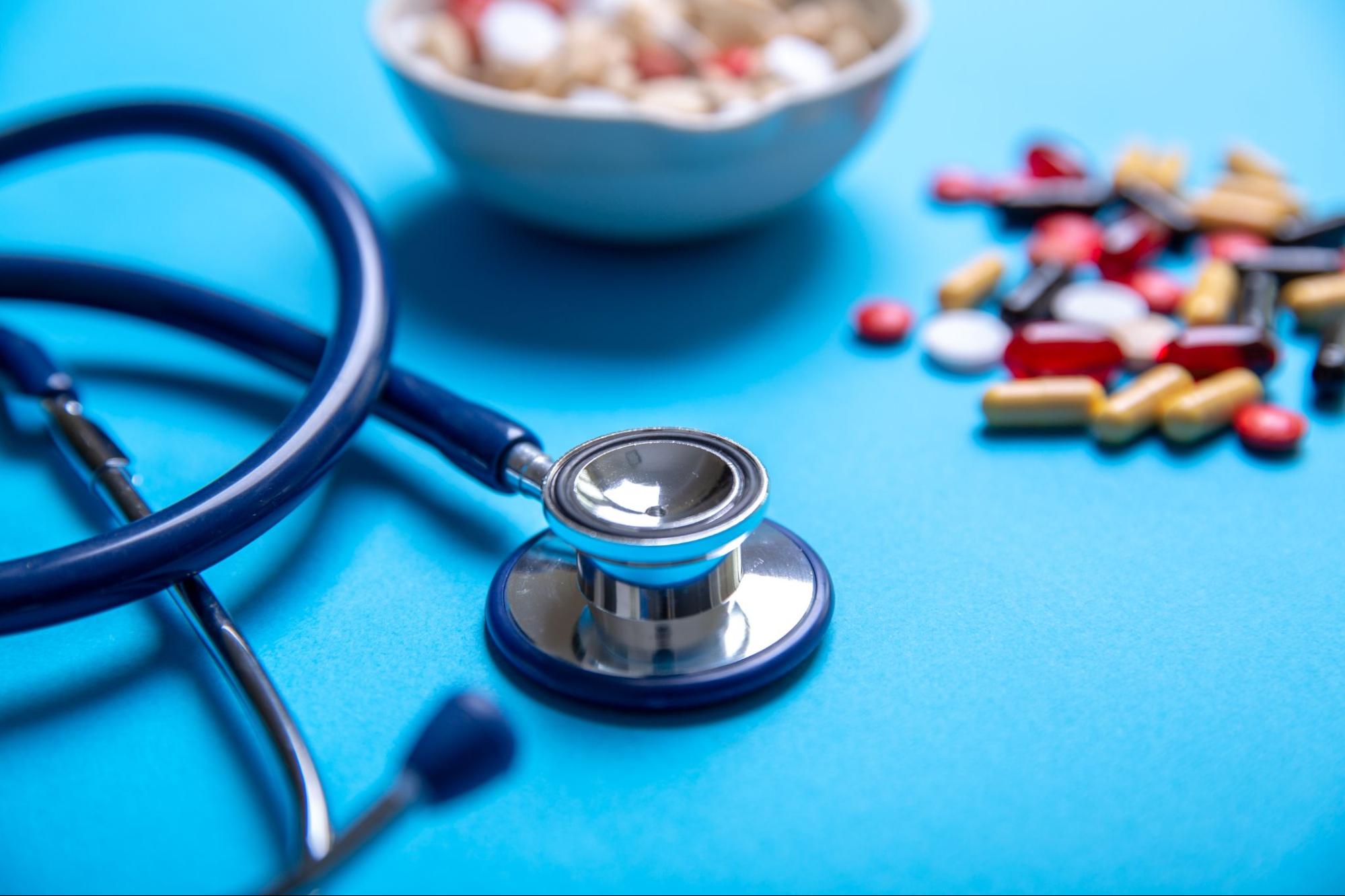 Stethoscope with pills