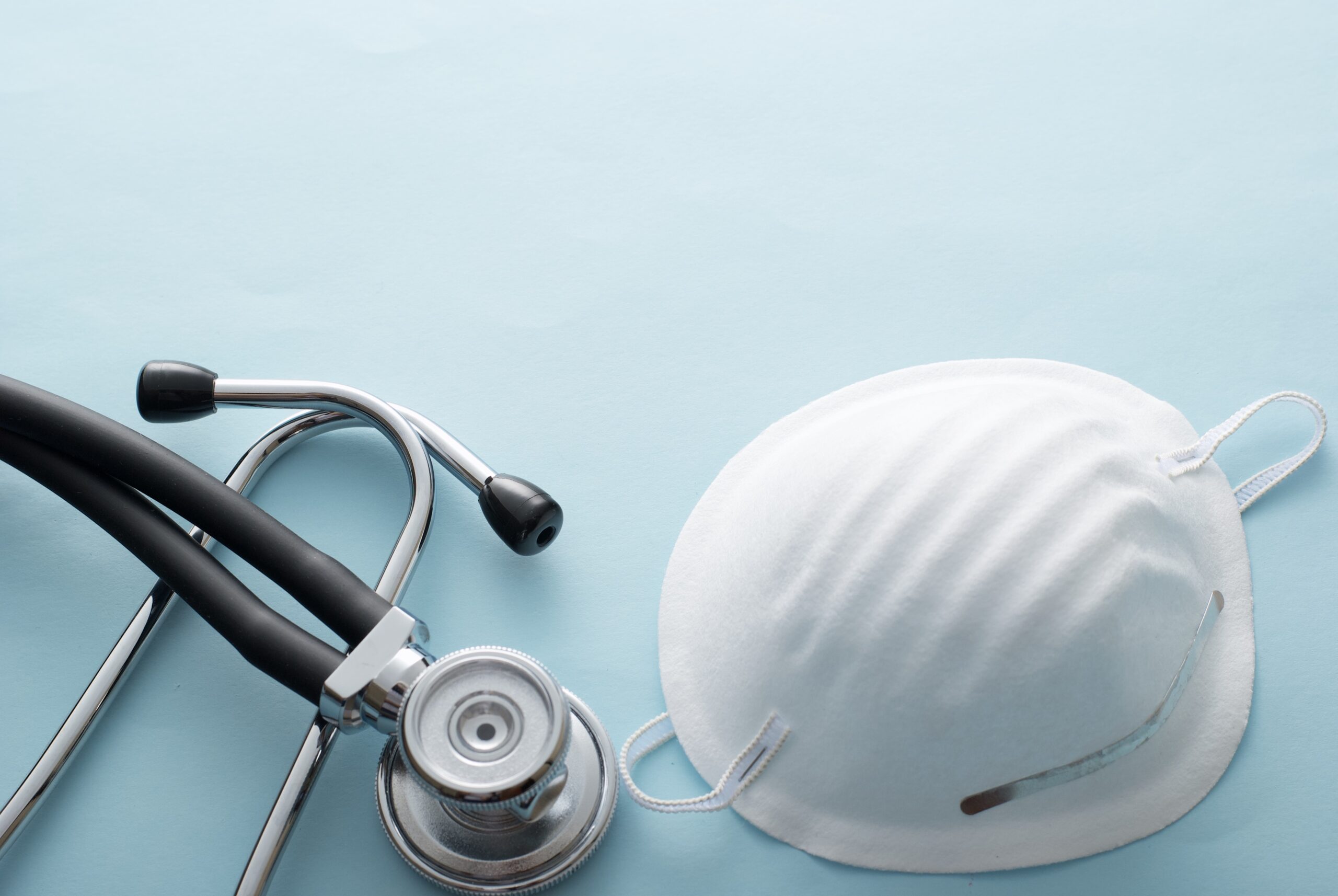 stethoscope and face mask
